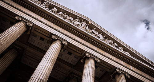 Photo of the front of a court house