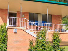 233x175-Entry-in-rooming-accommodations